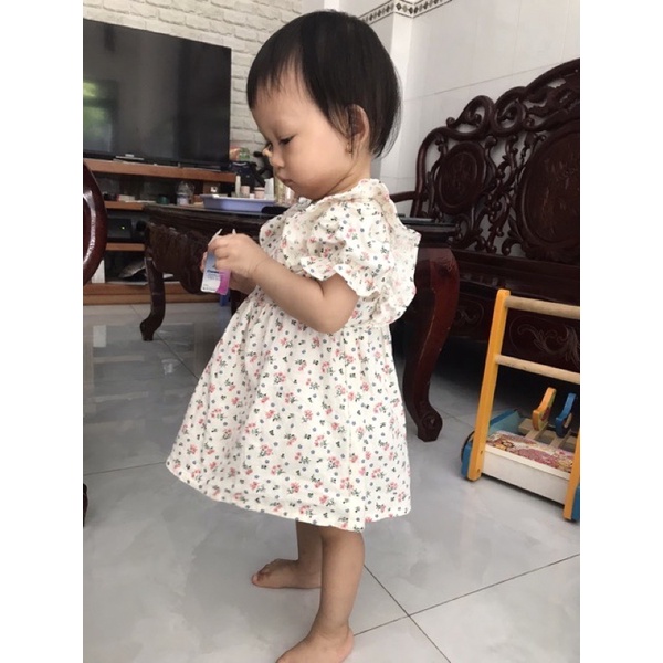 Đầm Bé Gái/Váy Bé Gái Tay Phồng Cổ Tròn Họa Tiết Hoa Nhí Xinh Xắn - ROSSIE DRESS - DRC009 - SAOLA KIDS CLOTHING