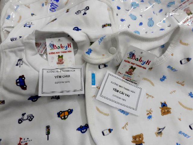 Yếm ăn dặm 2 lớp cotton cho bé