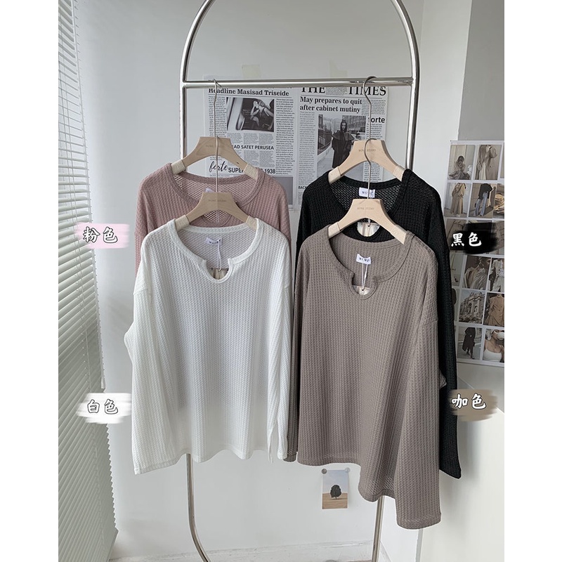 Áo thun tay dài dáng rộng màu trắng phong cách Hàn Quốc