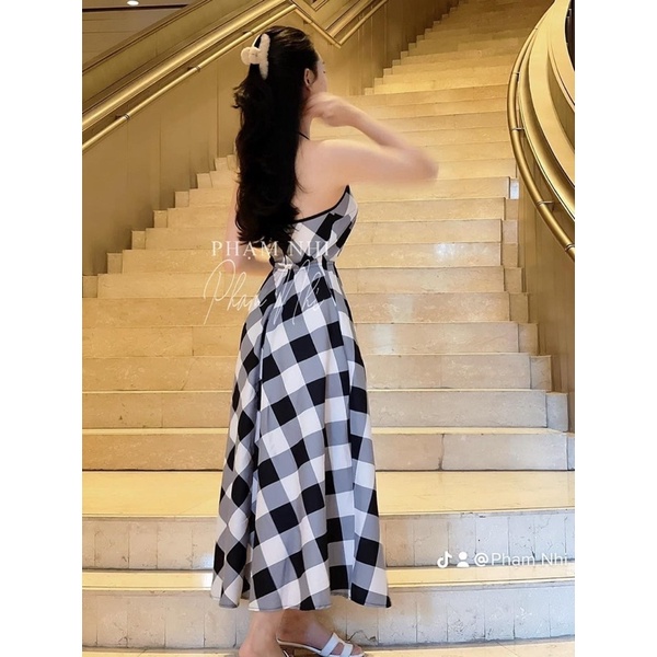 VÁY CARO CỔ YẾM