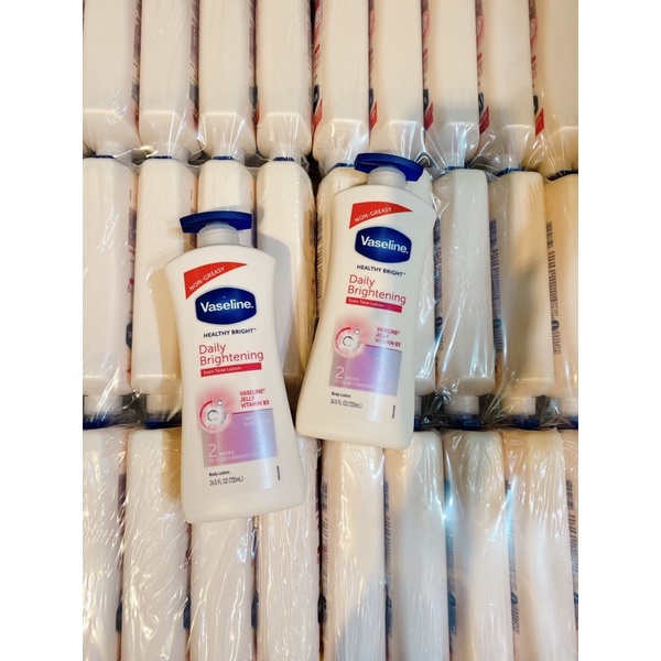 Sữa Dưỡng Thể Vaseline Màu Hồng và Xanh 725ml Hàng Chuẩn