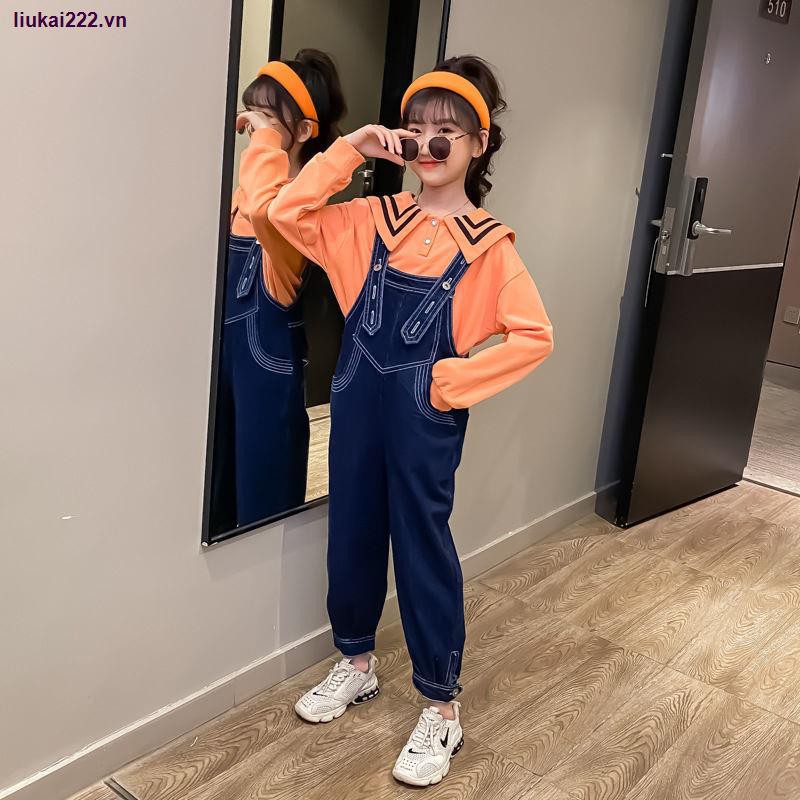 Bộ quần yếm jeans hai món phong cách Hàn Quốc mới xuân thu dành cho bé gái 2021