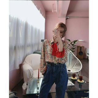 Áo sơ mi nữ bánh bèo
