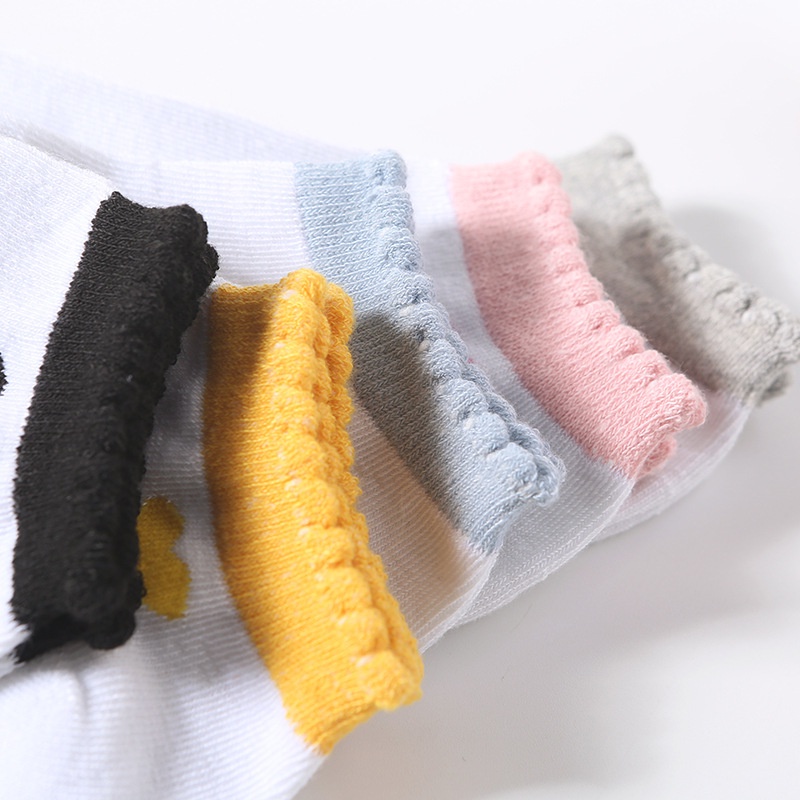Tất Nữ, Vớ Nữ Cổ Ngắn Họa Tiết Hình Trái Tim Tone Màu Trắng Dễ Thương Vải Cotton Thoáng Khí
