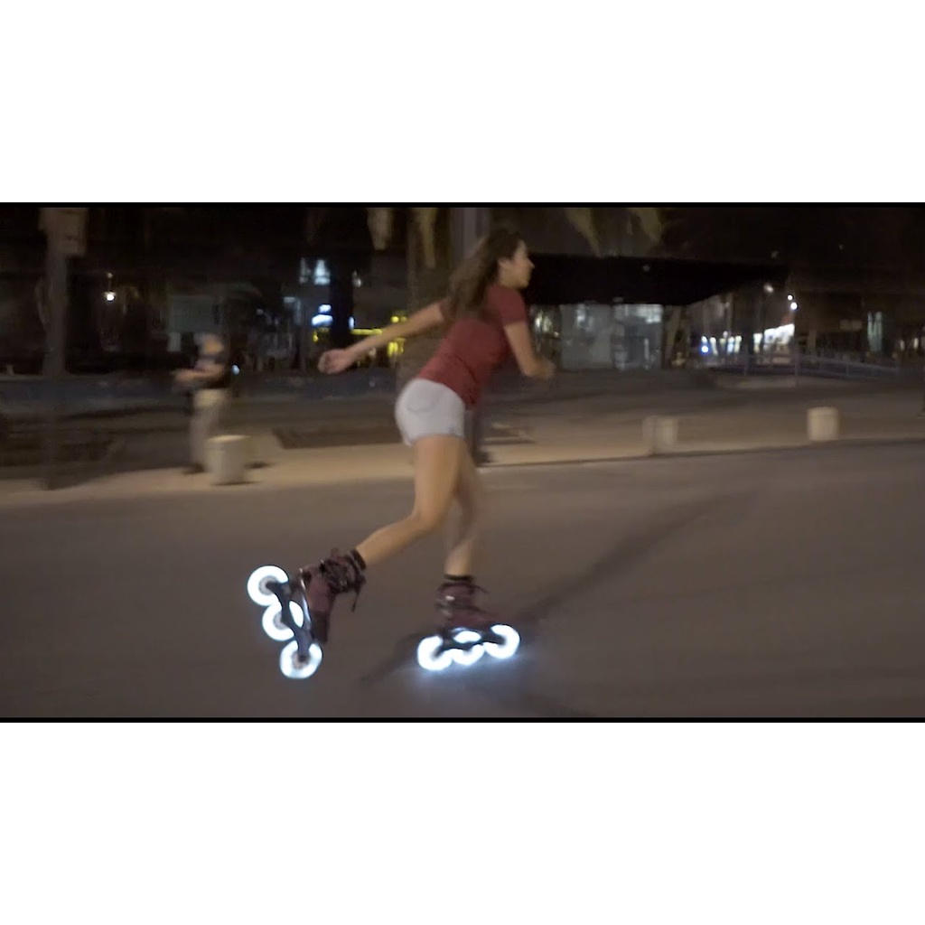 Bánh đèn patin size lớn 110mm Flying Eagle Lazerwheelz - ánh sáng trắng