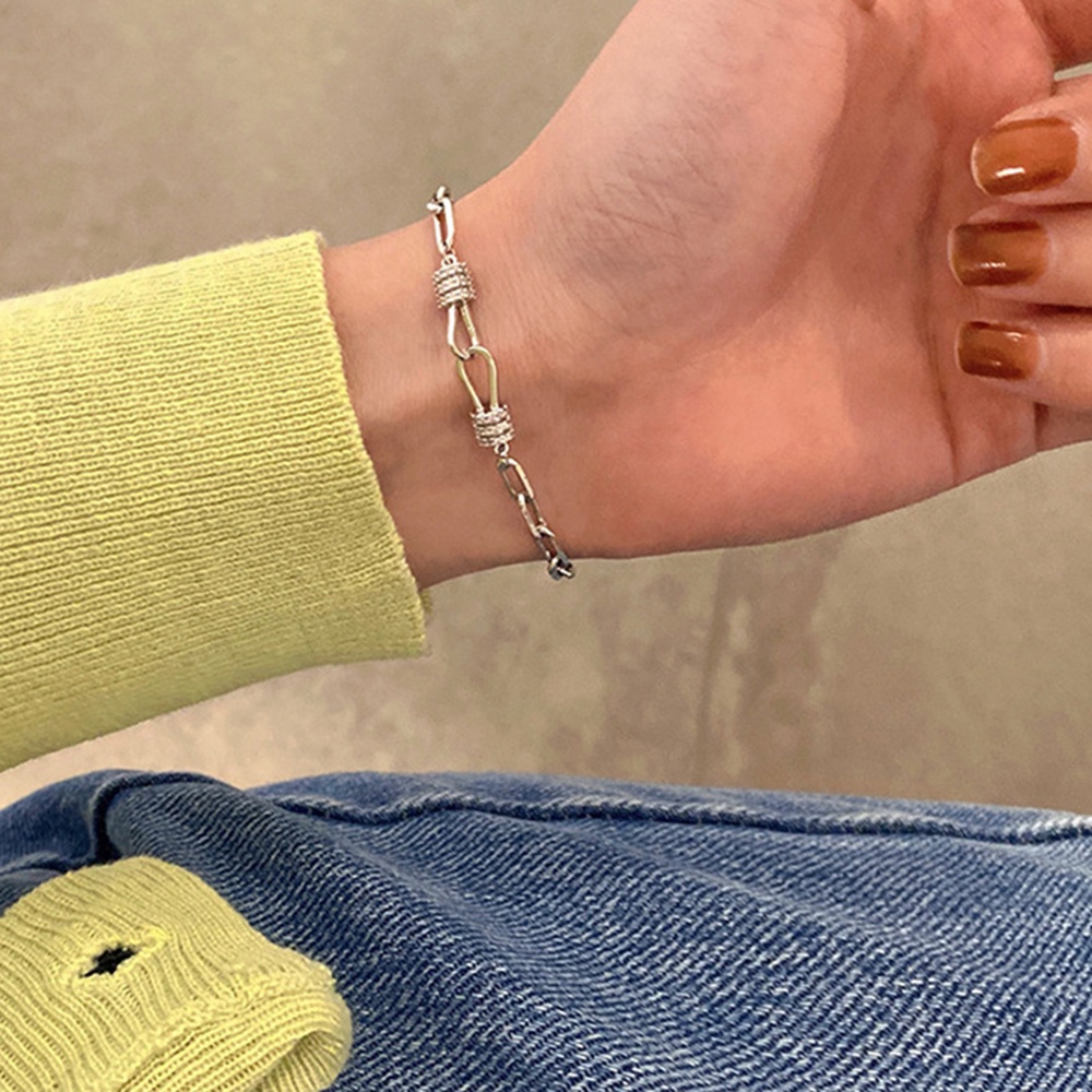 Cod Qipin Vòng Đeo Tay Dạng Chuỗi Hình Học Rỗng Đơn Giản Cá Tính Màu Bạc Làm Quà Tặng Hàng Ngày