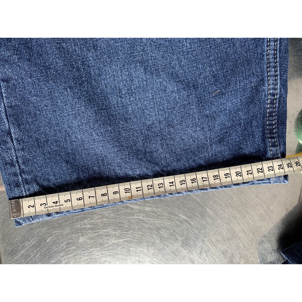 Quần jean short nam le511 màu xanh trung ống rộng dài qua gối hàng vnxk
