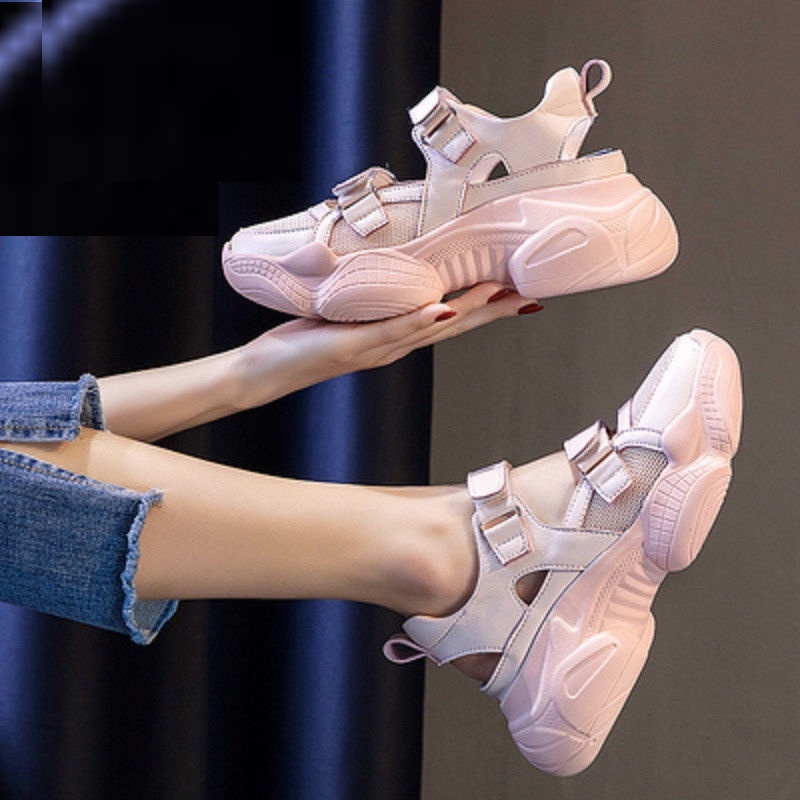 2022。Giày Sandal Thể Thao Tăng Chiều Cao 3cm - 5cm Phối Lưới Thoáng Khí Thời Trang Mùa Xuân Cho Nữ Sinh