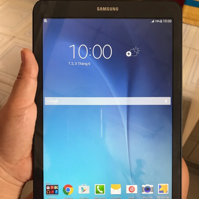 Máy tính bảng sam sung tab E 10 inch