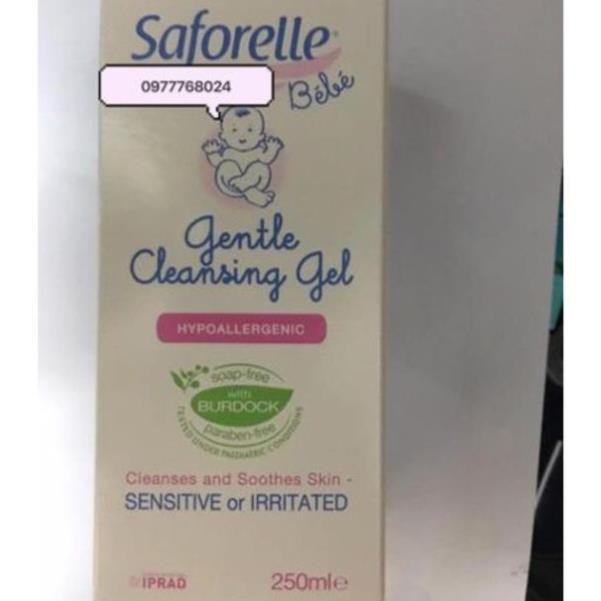 Saforelle gentle cleansing gel 250ml Gel tắm hàng ngày dùng để làm sạch cho da nhạy cảm của trẻ sơ sinh và trẻ nhỏ