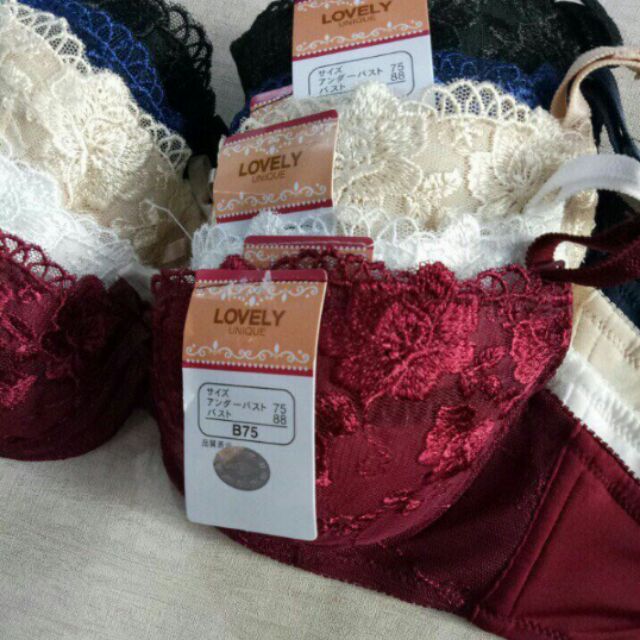 Combo 3 áo, 5 quần