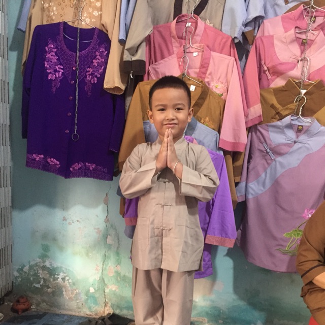 Quan ao phat tu  La hán bé GIÁ RẺ VÔ ĐỊCH