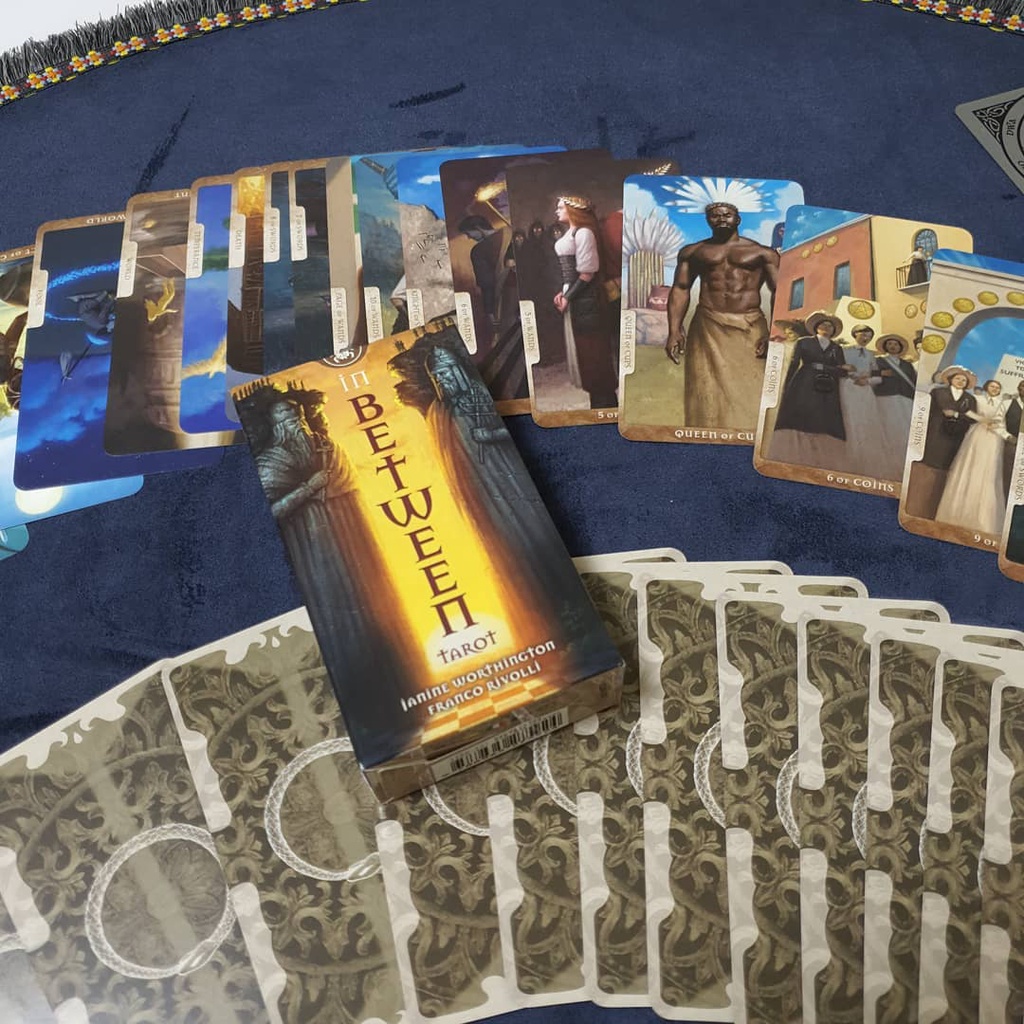 Bộ Bài In Between Tarot Deck (Mystic House Tarot Shop)