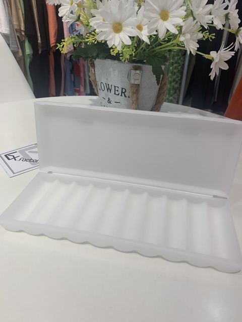 Hộp nhựa đựng 10 pin 18650