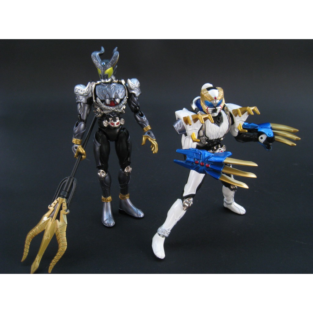 MÔ HÌNH CHÍNH HÃNG SHS KAMEN RIDER ARC AND REI