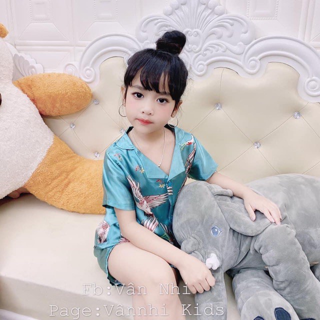 Pyjama  lụa Satin chim hạc (18-28kg) cho bé trai bé gái Mềm Mát sang chảnh