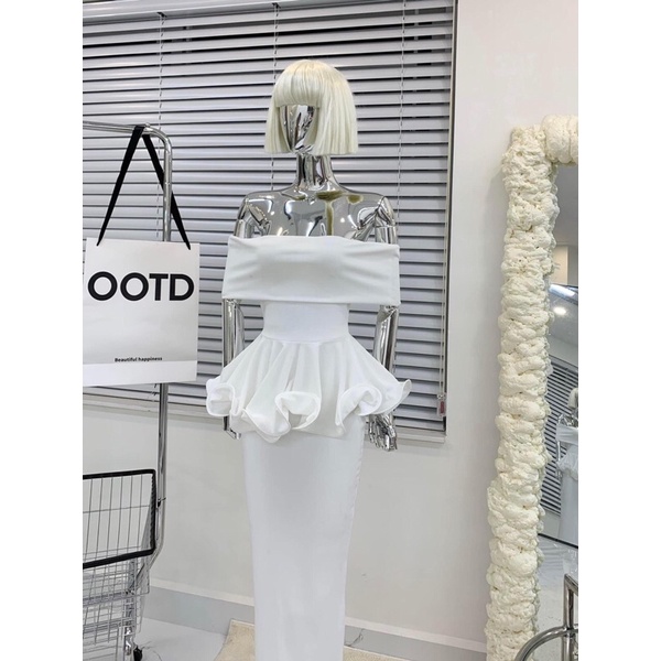 Set áo peplum trễ vai tùng xếp ly + Chân váy body
