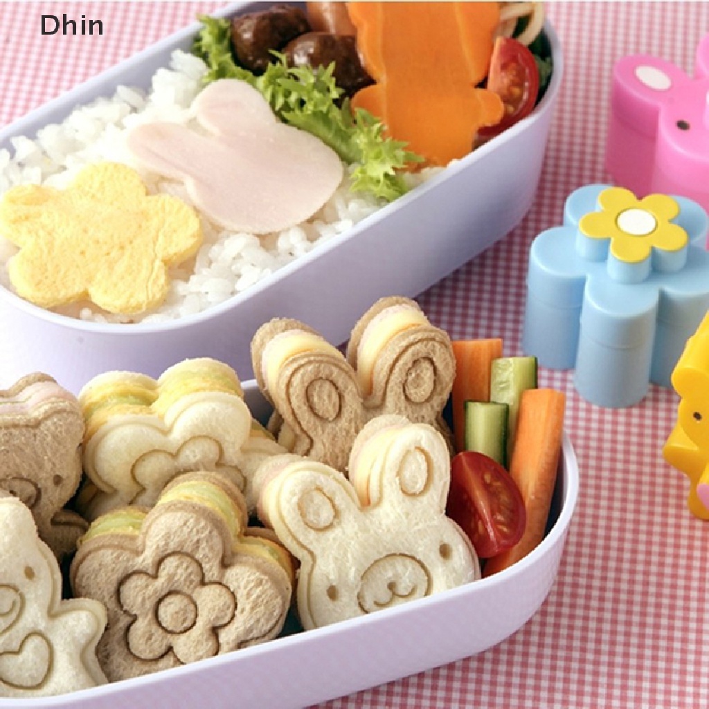 Bộ 3 Khuôn Cắt Bánh Sandwich Hình Thỏ / Gấu Trúc / Hoa Xinh Xắn Tiện Dụng