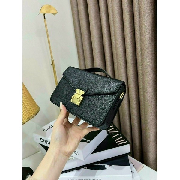 Túi dập logo chìm form bì thư