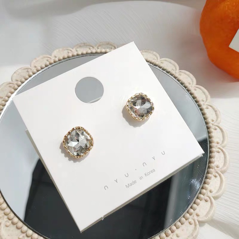 Bông Tai Khuyên Tai Đá Hàn Quốc Sang Chảnh Quý Phái Mainia Shop