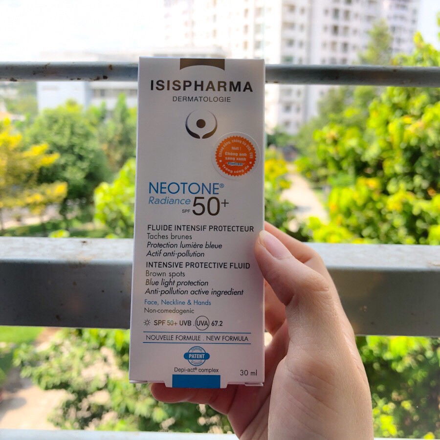 Isis Pharma Kem dưỡng trắng sáng da ban ngày Neotone Radiance SPF50+ 30ml