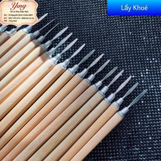 lấy khóe cán gỗ
