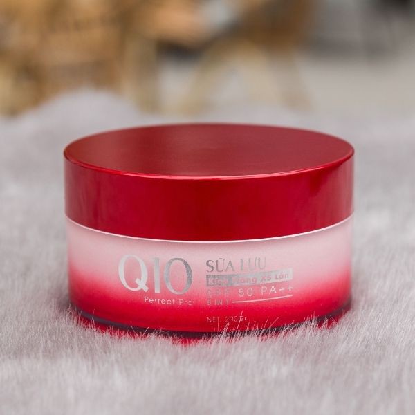 Kem Body Q10 Perfect Pro Sữa lựu tái tạo và dưỡng trắng da