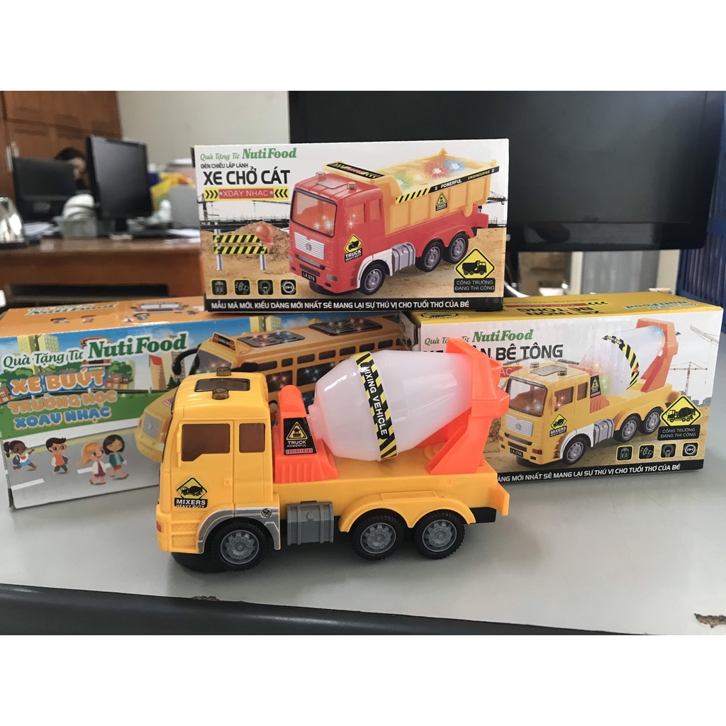 XE BUÝT TRƯỜNG HỌC, XE TRỘN BÊ TÔNG XOAY PHÁT NHẠC, XE CHỞ CÁT, VỈ ĐỒ CHƠI - KM Nutifood