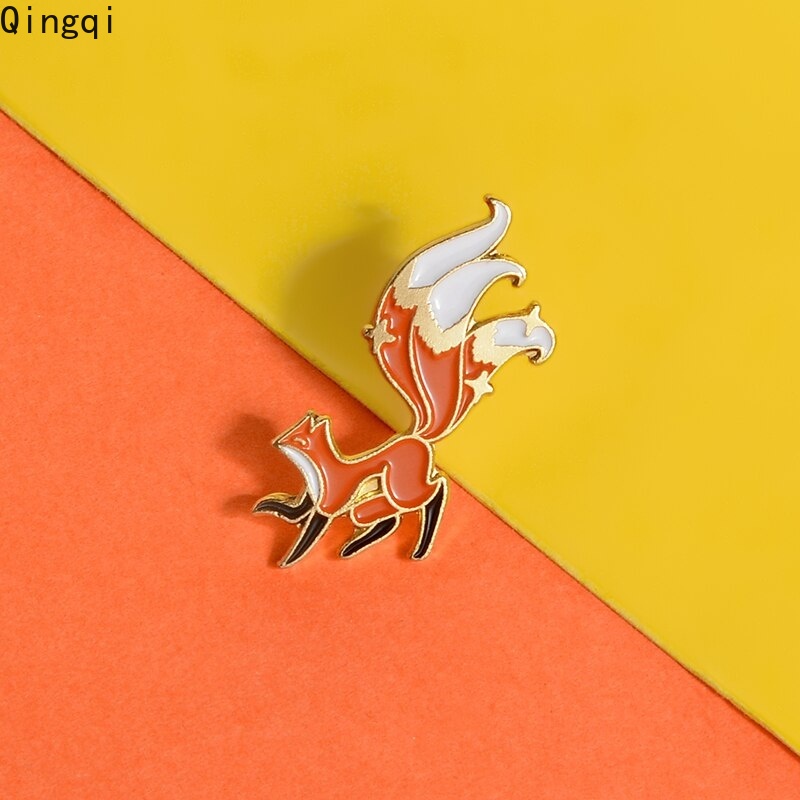 Ghim cài áo Miss Zoe hình chú cáo hoạt hình đáng yêu