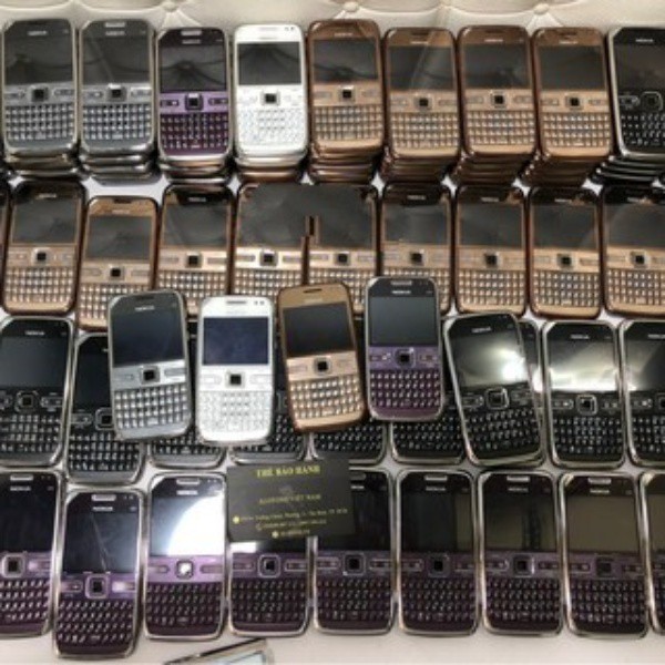 Điện Thoại Nokia E72 Wifi 3G Bảo Hành 12 Tháng Chơi Game online | BigBuy360 - bigbuy360.vn