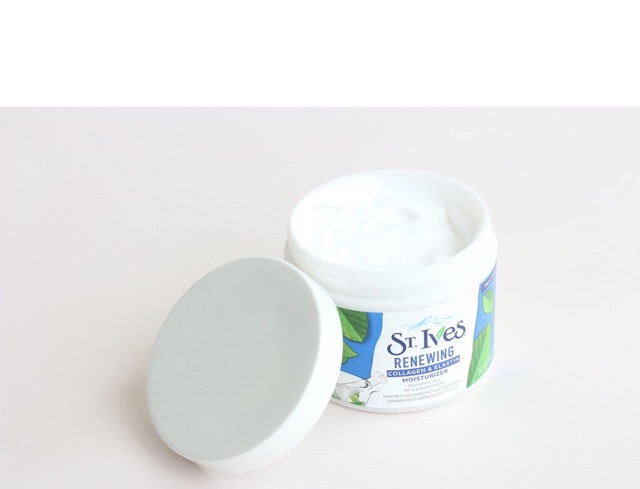 Kem Dưỡng Ẩm St.Ives Skin Renewing Collagen