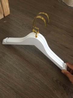 Móc treo áo gỗ Trắng Cao Cấp ( 10 chiếc )