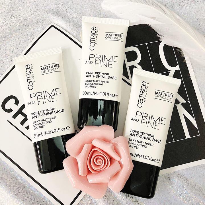 Kem lót Catrice Prime & Fine Pore Refining Anti Shine Base Oil - se khít lỗ chân lông - kiềm dầu cực tốt (AUTH)