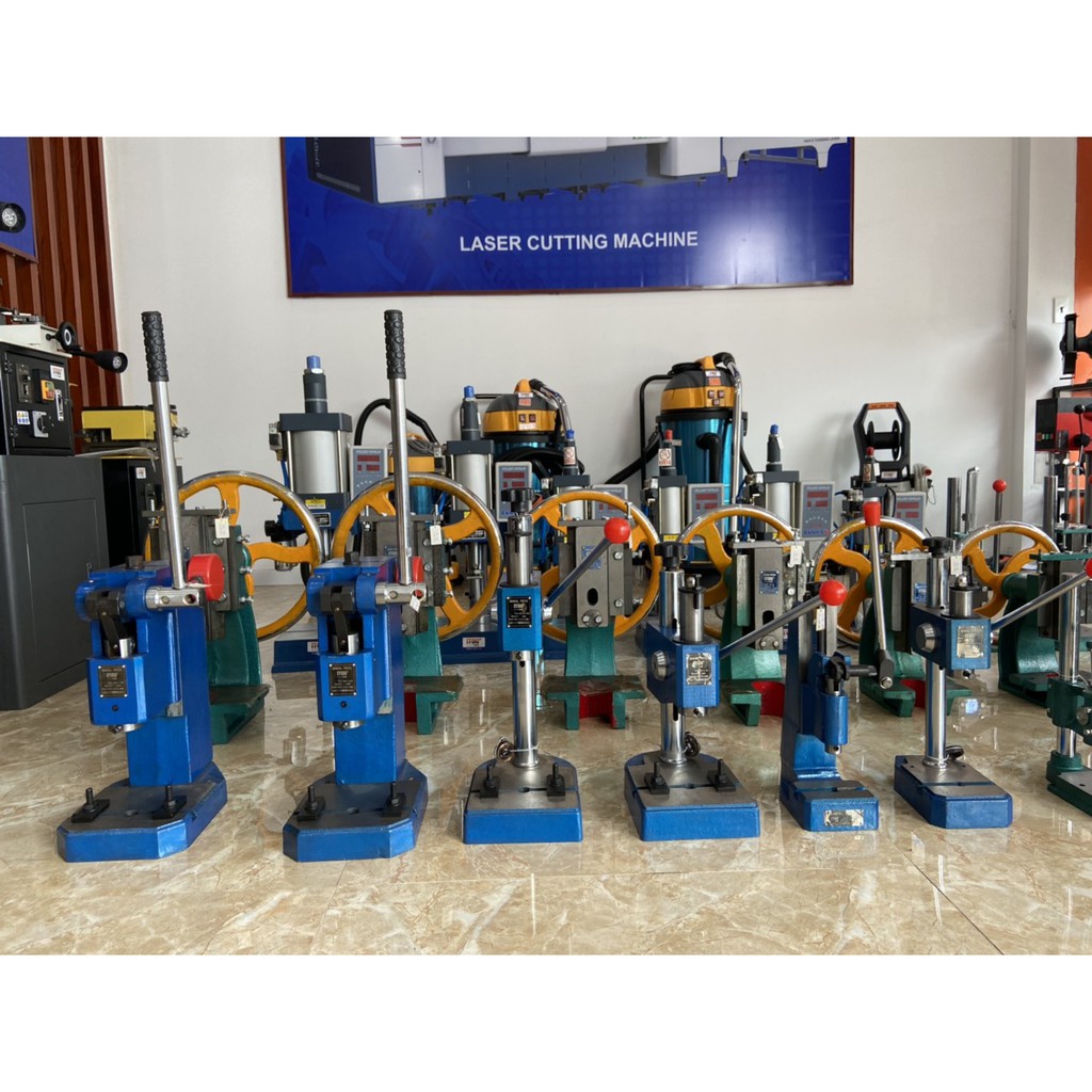MÁY DẬP GẠT TAY J03 - 0.5A