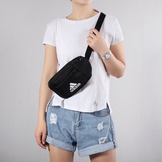 Belt bag ( túi đeo chéo)