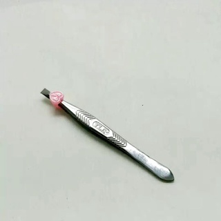 Nhíp nhổ lông mày YLA
