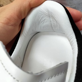 GIÀY Alexander McQueen trắng gót đen FULL BOX