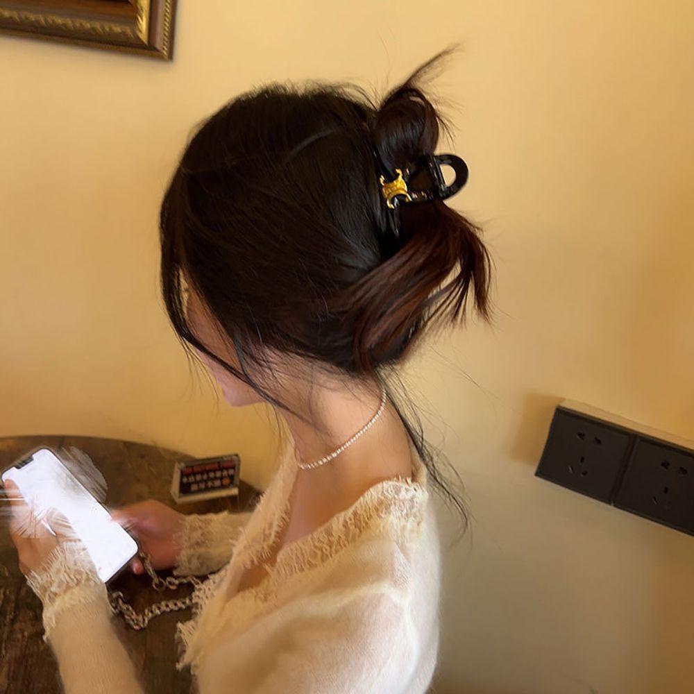 Kẹp Tóc Hình Cá Mập Phong Cách Hàn Quốc Cho Nữ