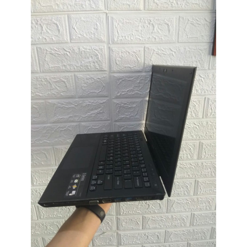 LAPTOP SONY VAIO SVS13 CORE I5 3.1GHZ THẾ HỆ 3, RAM 4GB, BÀN PHÍM SÁNG, MỎNG GỌN ĐẸP | BigBuy360 - bigbuy360.vn