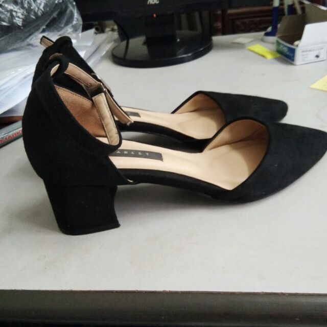 Giày si đế vuông chất da lộn hàng hiệu y hình size 38