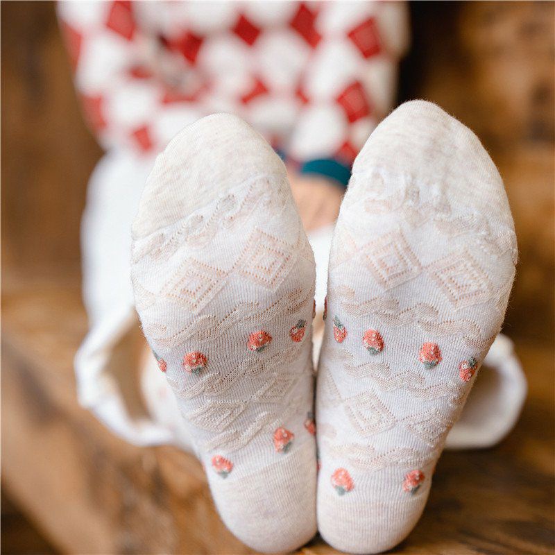 Tất nữ vớ cổ cao dâu tây hồng dày dặn mùa thu đông phong cách hàn quốc ngọt ngào