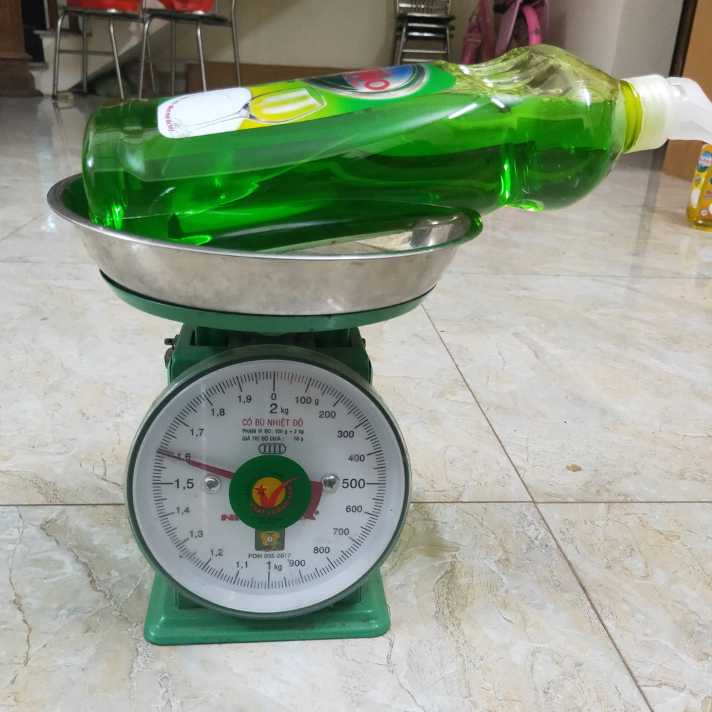 Nước rửa chén Mỹ Hảo Tinh Dầu Vỏ Bưởi màu Xanh Chai bự 1500g