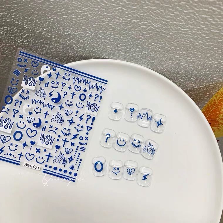 Nhãn Dán Móng Tay Hình Mặt Cười/Mặt Cười Klein Xanh