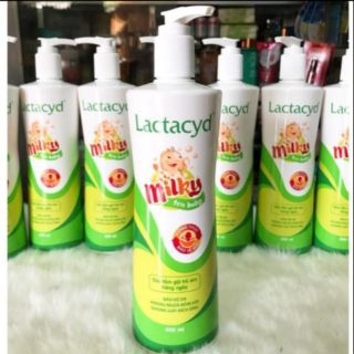 Sữa tắm gội trẻ em lactacyd milk chai 500ml