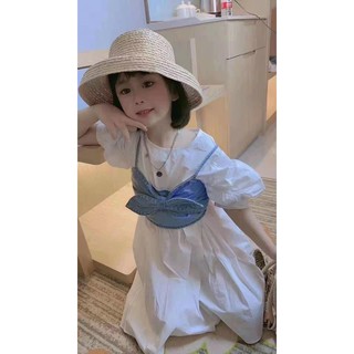 Set yếm bò nơ váy trắng bé