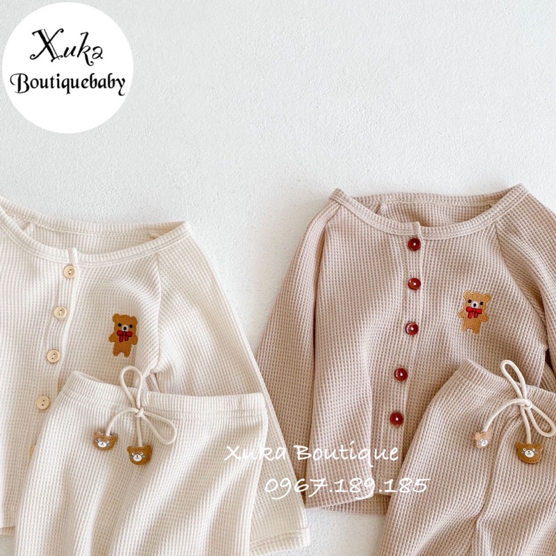 Set Bộ Áo Khoác Cardigan và quần dài thêu gấu cho bé - Xuka Boutique - Quần Áo Sơ Sinh