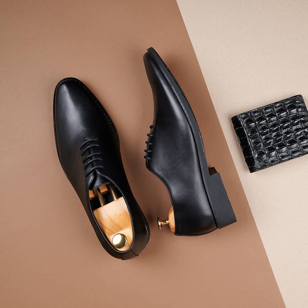 Giày da nam cao cấp màu đen da bò hàng hiệu Tâm Anh form giày ôm chân mã GNTA820-D