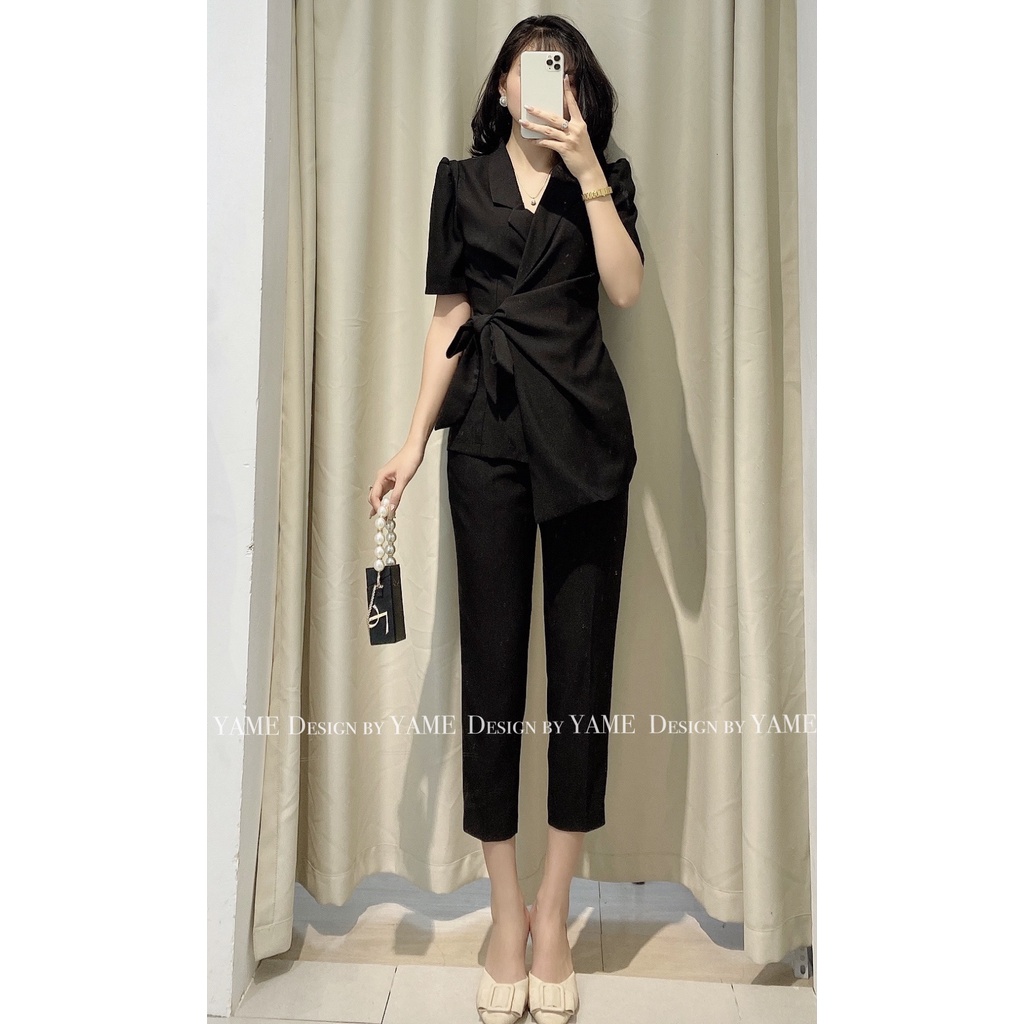 Set áo vest ngắn tay bồng vạt chéo kèm quần baggy màu đen thanh lịch công sở YAME