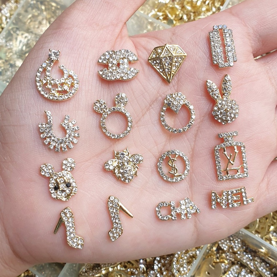 Charm size lớn đính trang trí móng CL