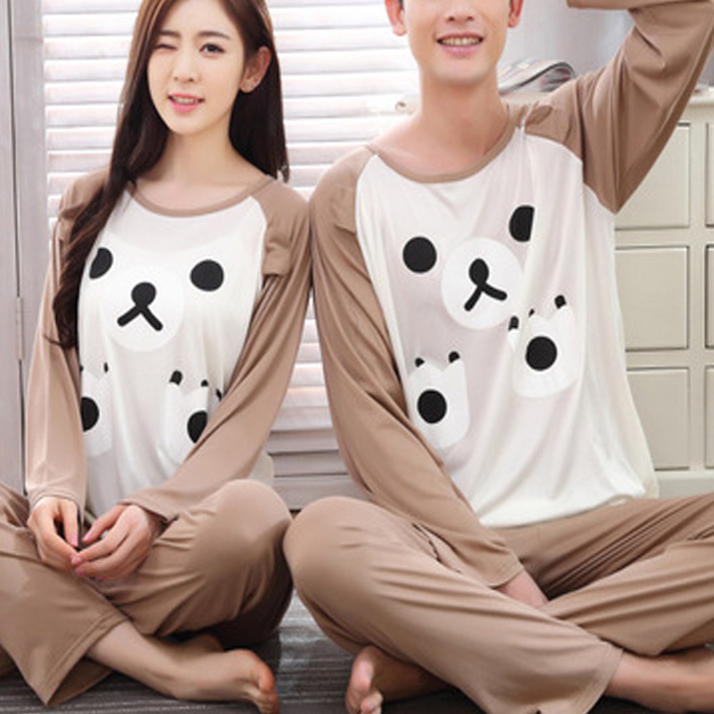Set Đồ Ngủ Áo Tay Dài + Quần Dài Hoạ Tiết Chữ In Cho Nam Và Nữ